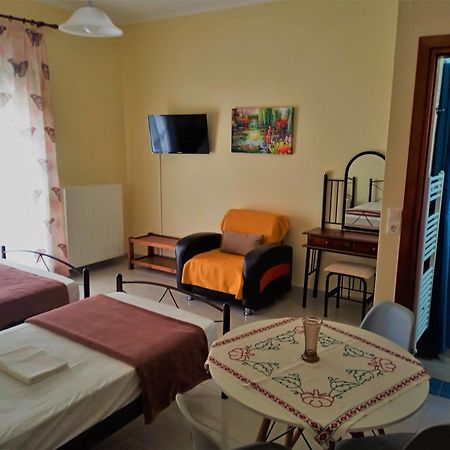 Alkioni City Apartments Hriszí Aktí Haniá Kültér fotó