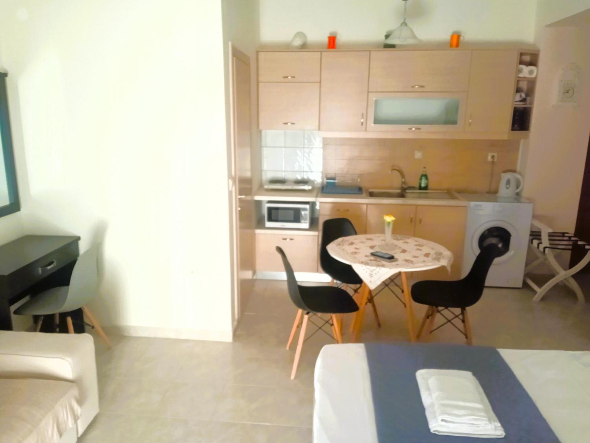 Alkioni City Apartments Hriszí Aktí Haniá Kültér fotó